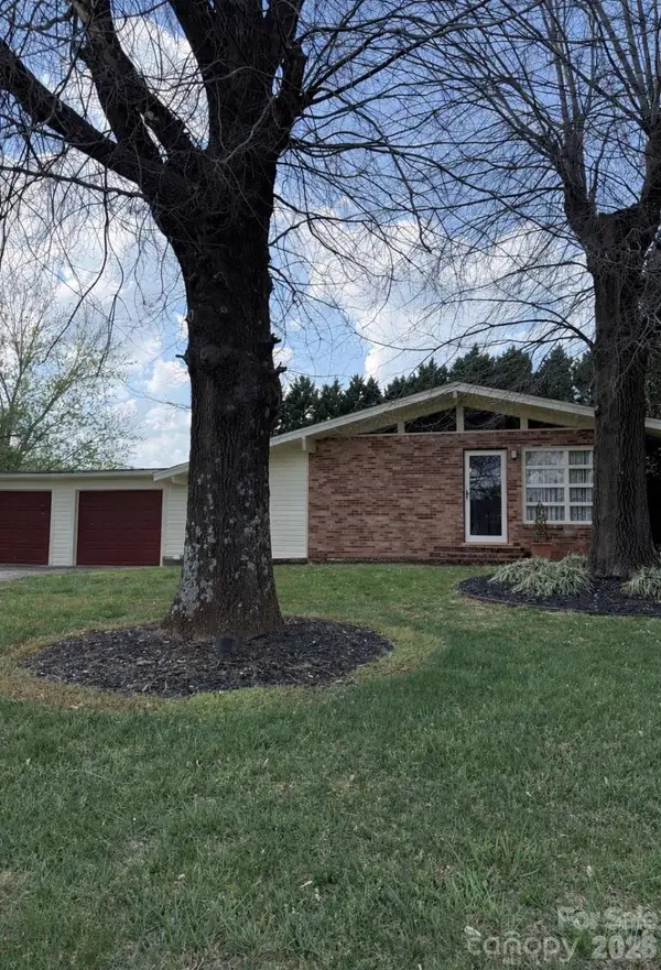 104 Buena Vista Drive, Morganton, NC 28655