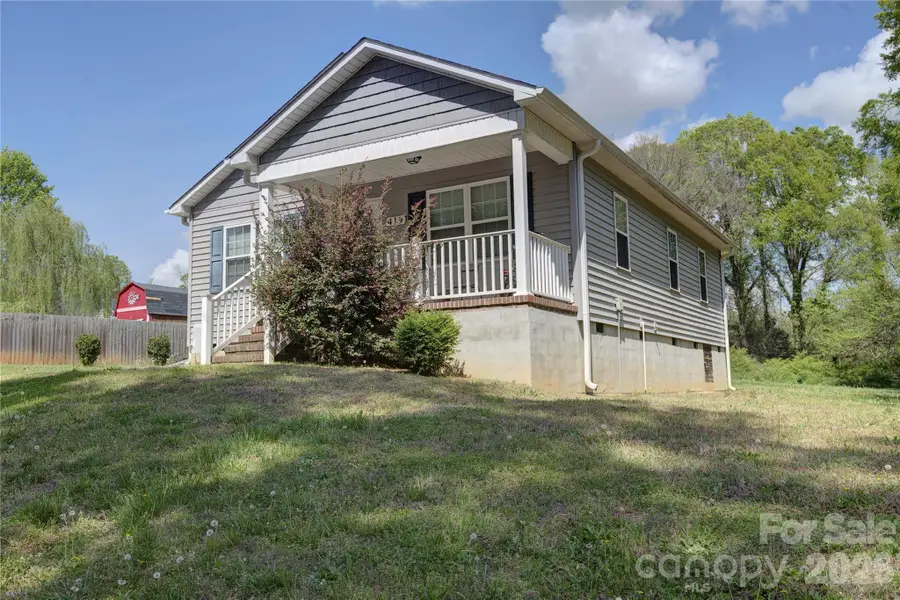 419 N Academy Street, Mooresville, NC 28115 - #3