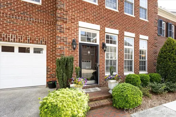 6415 Wakehurst Road, Charlotte, NC 28226