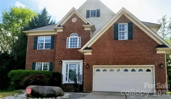 12101 Carolina Oak Circle, Charlotte, NC 28273