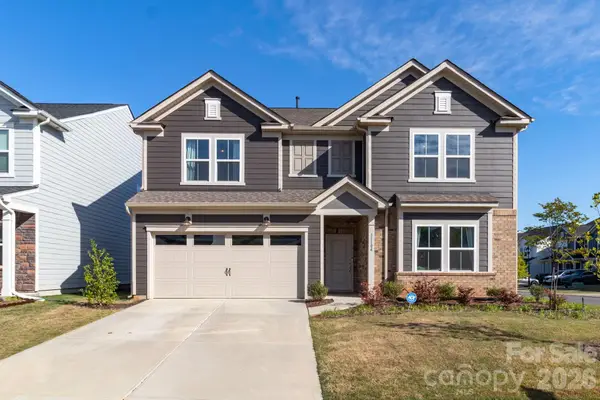 11104 Godwit Lane, Charlotte, NC 28278