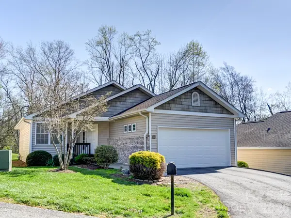 72 Creeks End Circle, Mills River, NC 28759