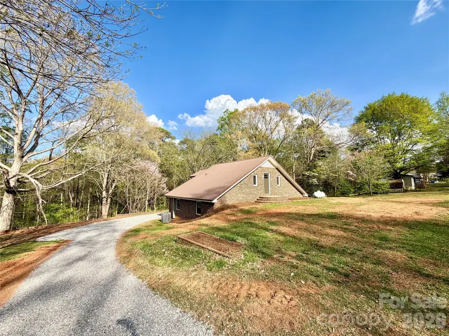 6530 Curlee Road, Conover, NC 28613 - #2