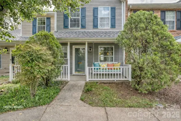 8211 Golf Ridge Drive, Charlotte, NC 28277