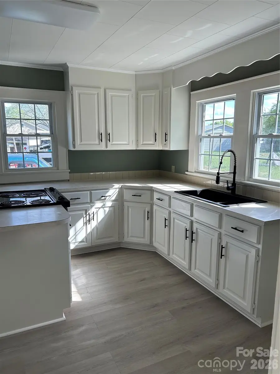 604 Dodge Street, Kannapolis, NC 28083 - #3