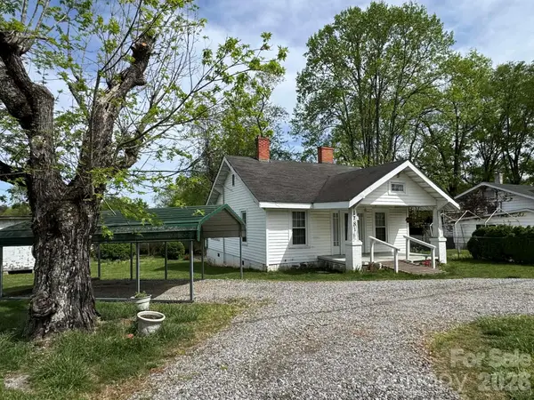 1781 Brushy Mountain Road, Wilkesboro, NC 28697