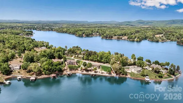 4202 54th Avenue Ne, Hickory, NC 28601