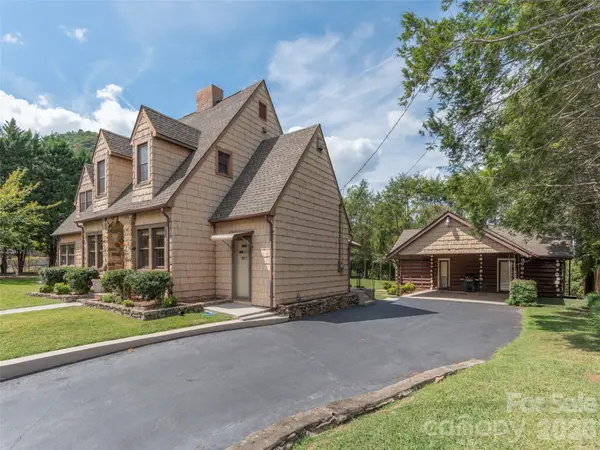 169 N Serpentine Avenue, Hot Springs, NC 28743