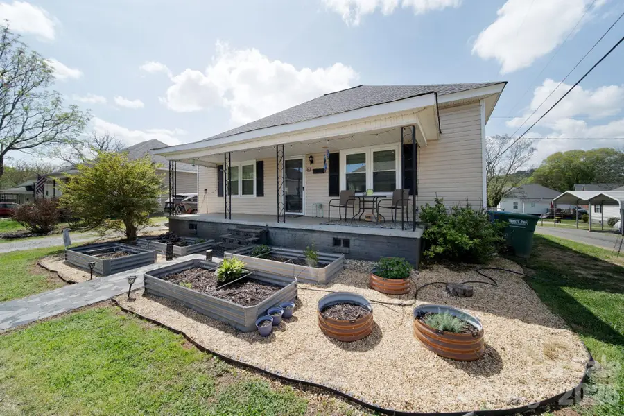 67 4th Street, Cramerton, NC 28032 - #2