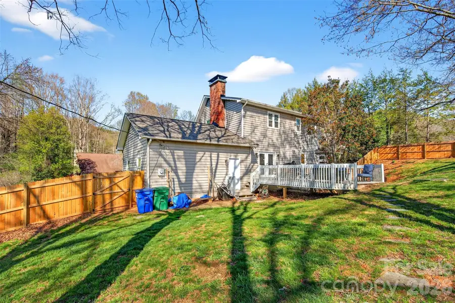102 Charles Ridge Road, Asheville, NC 28805 - #3