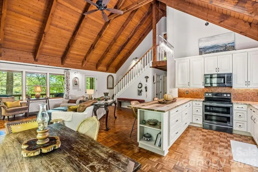 61 Greer Way, Mars Hill, NC 28754 - #3