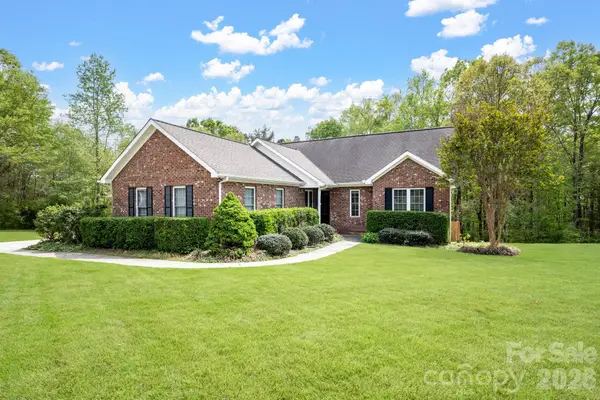 610 Mountain Place, Albemarle, NC 28001