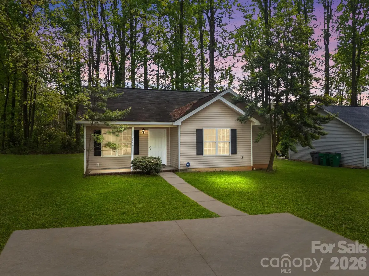 2246 Sunset Boulevard, Charlotte, NC 28269 - #1