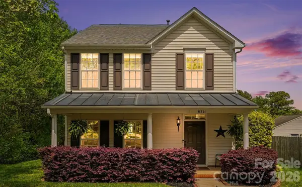 6711 Tanners Creek Drive, Huntersville, NC 28078