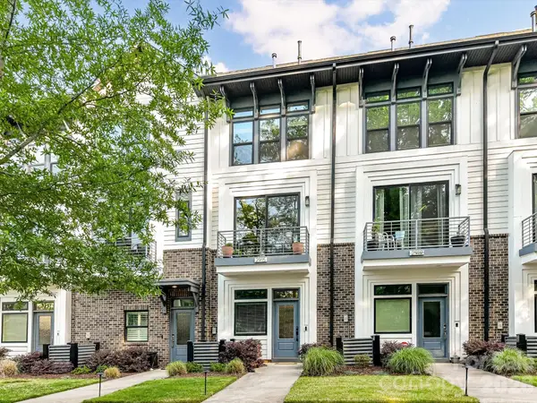 2915 Simpson Drive, Charlotte, NC 28205