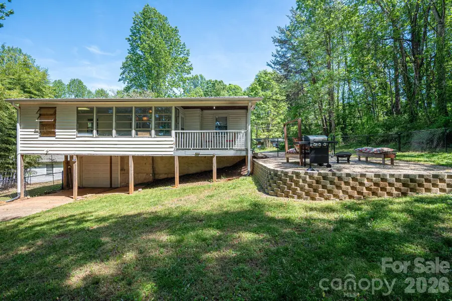 1506 28th Street Se, Newton, NC 28658 - #3
