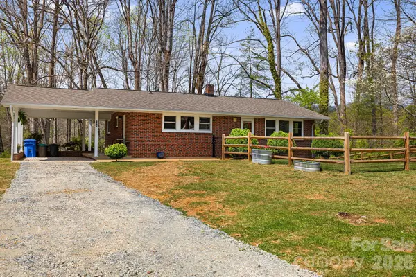 194 Carolina Avenue, Brevard, NC 28712