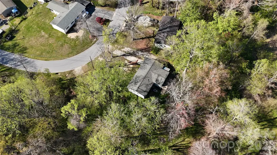 33 Springside Drive, Hendersonville, NC 28792 - #2