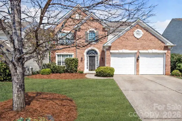 11126 Maplehurst Drive, Charlotte, NC 28277