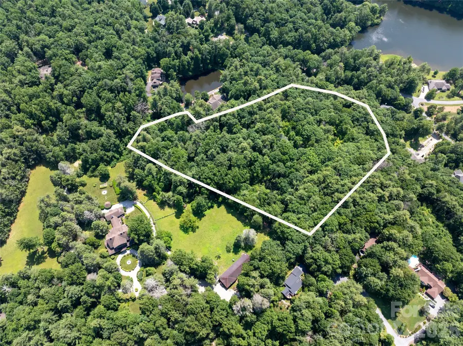 34 Oak Gate Drive, Hendersonville, NC 28739 - #3