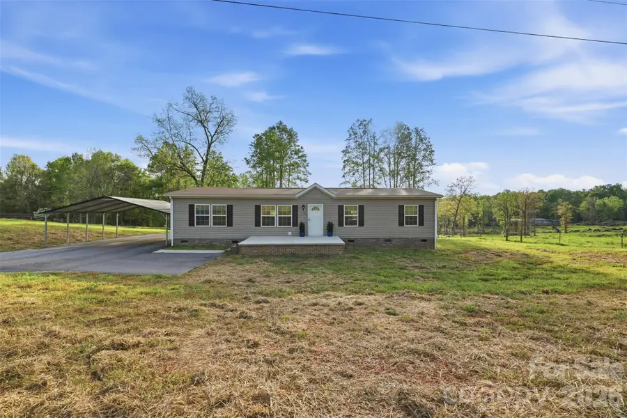 3958 Sulphur Springs Road, Hiddenite, NC 28636 - #2
