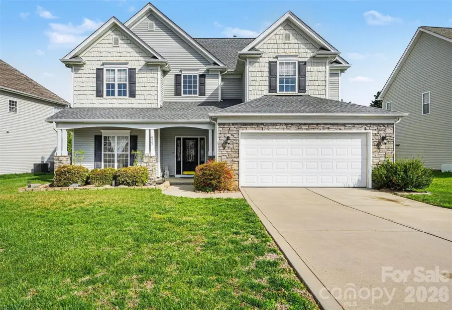 10907 Huntington Meadow Lane, Charlotte, NC 28273 - #2