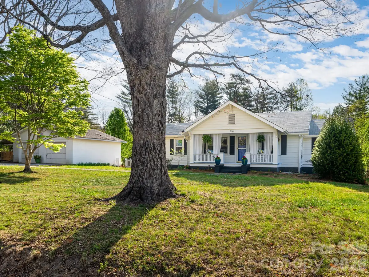 516 Onteora Boulevard, Asheville, NC 28803 - #1