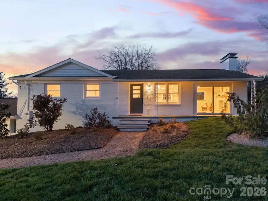 11 Clinton Street, Weaverville, NC 28787 - #2