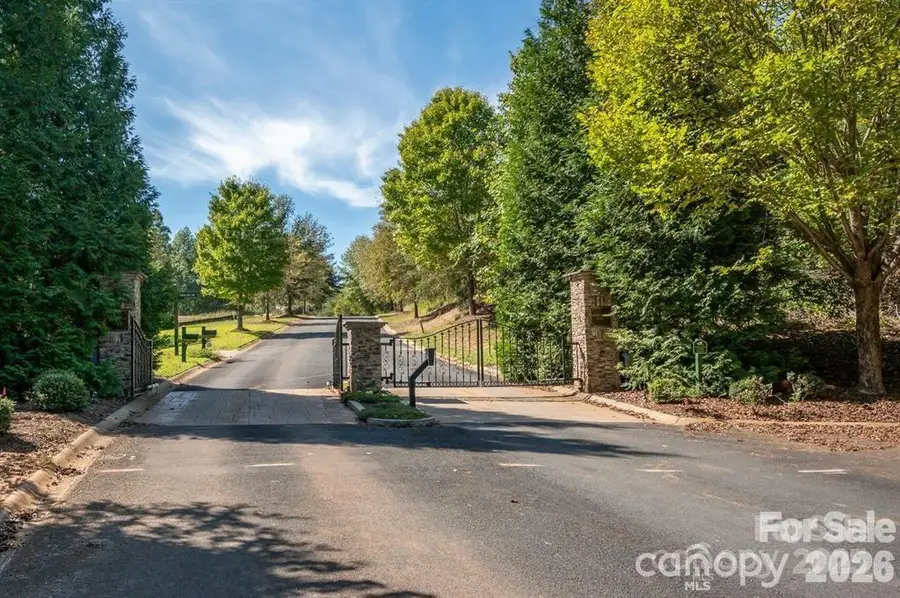 26 Mountain Parkway #26, Mill Spring, NC 28756 - #2