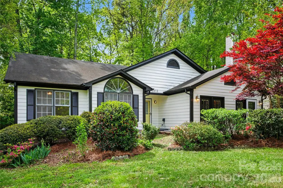 8412 Terra Cotta Drive, Charlotte, NC 28215 - #2