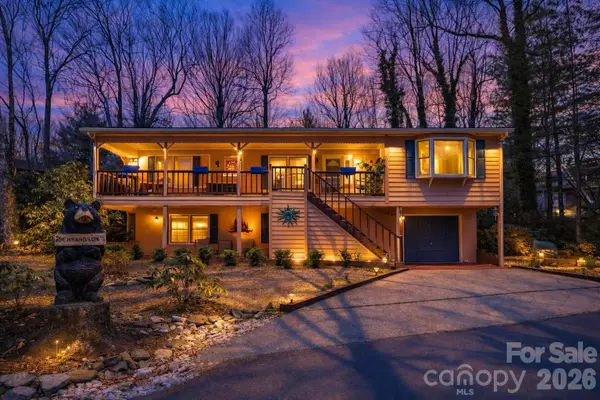 60 Pine View Road, Newland, NC 28657