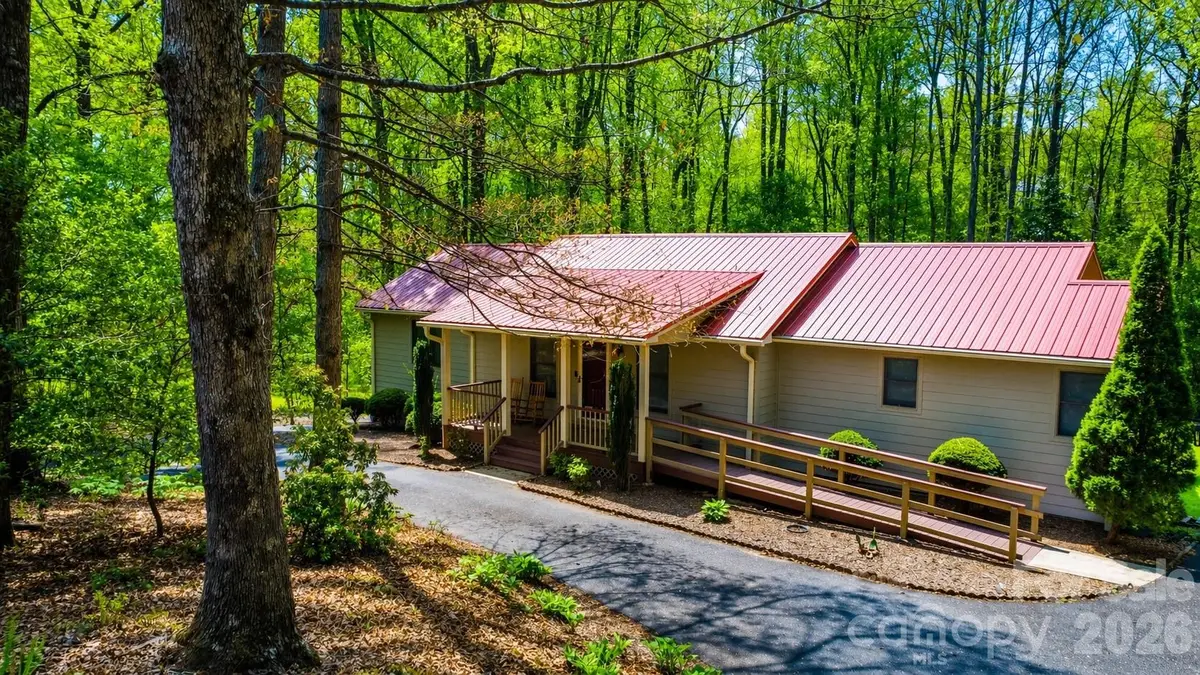 308 Brentwood Circle, Morganton, NC 28655 - #1