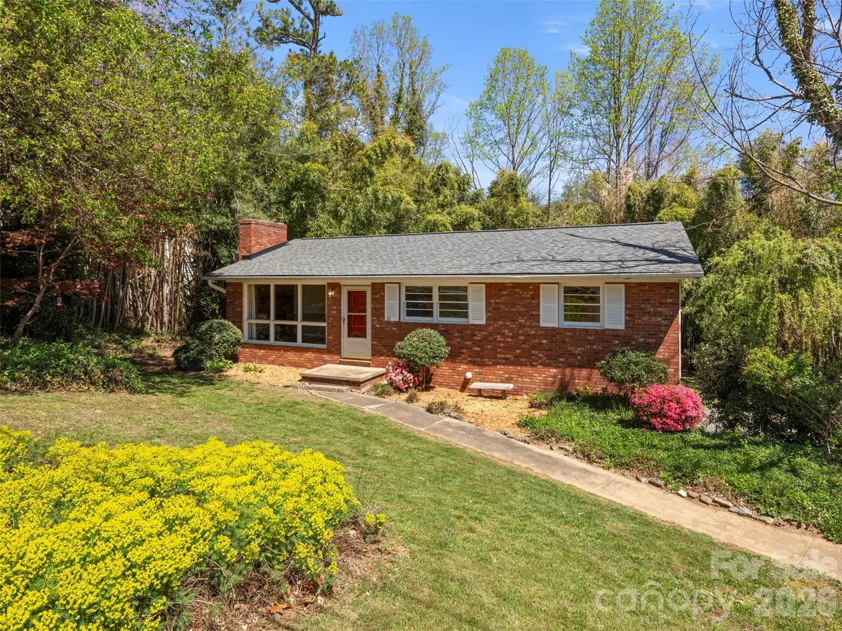 32 Hillendale Road, Asheville, NC 28805 - #1