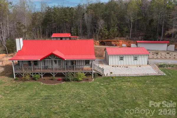 810 Mount Hebron Road, Old Fort, NC 28762