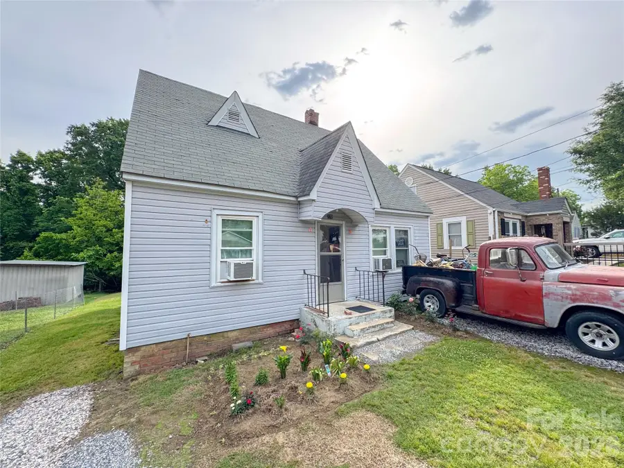 172 Sunset Drive, Thomasville, NC 27360 - #2