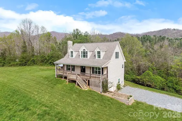 273 Green Acres Lane, Marshall, NC 28753