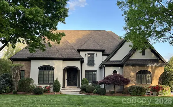 7604 Polyantha Rose Circle, Matthews, NC 28104