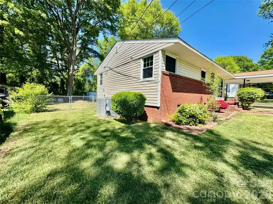 1207 Gidney Street, Shelby, NC 28150 - #3