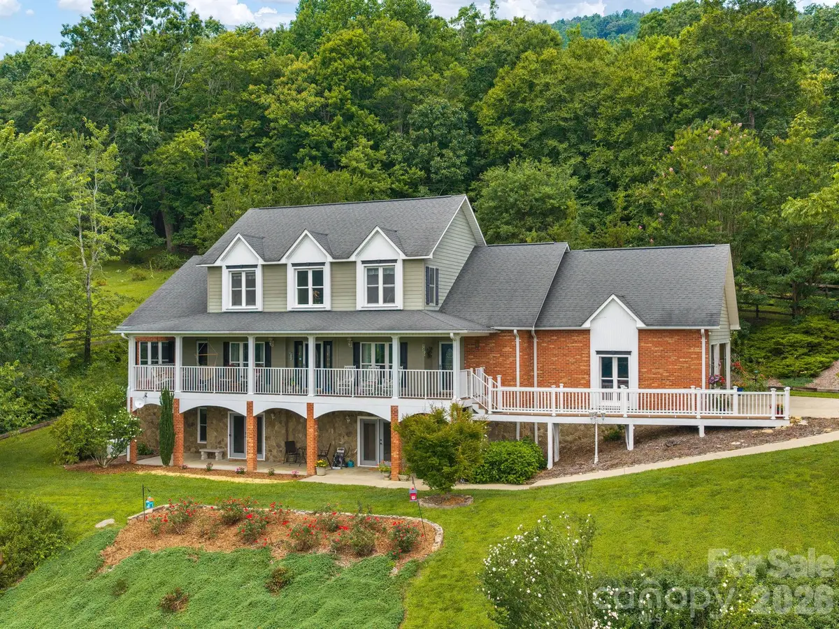 24 Nesbitts Olde Farm Road, Fairview, NC 28730 - #1