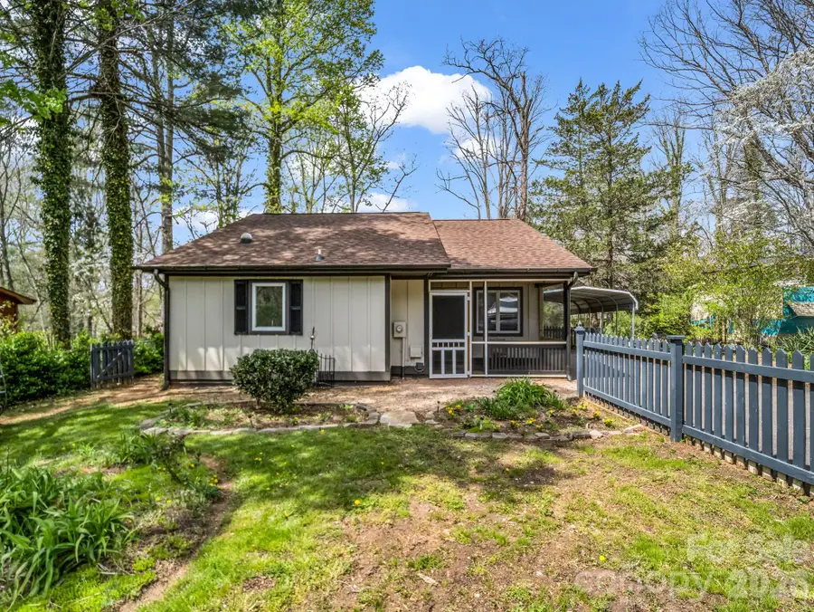 605 Rhododendron Avenue, Black Mountain, NC 28711 - #2