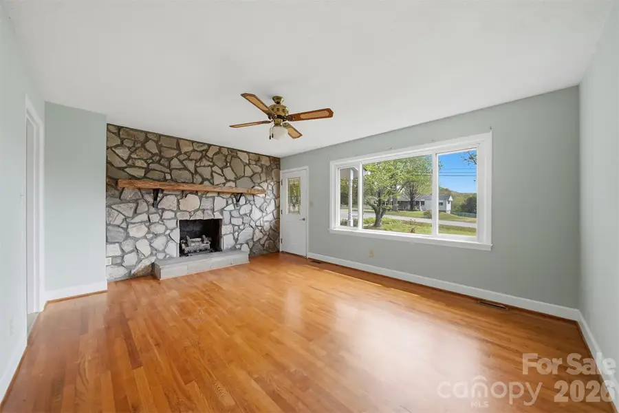 2754 Fairwood Drive, Hudson, NC 28638 - #3