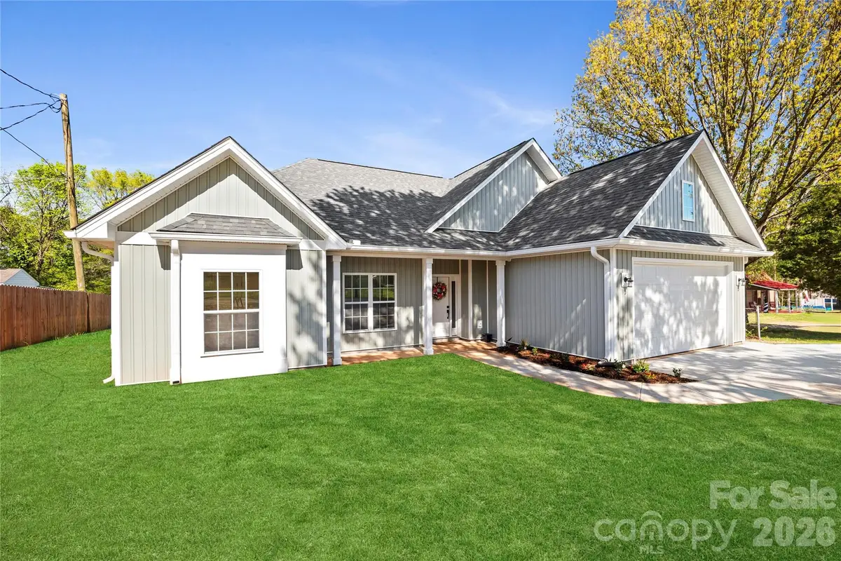 521 Cedar Street, Troutman, NC 28166 - #1