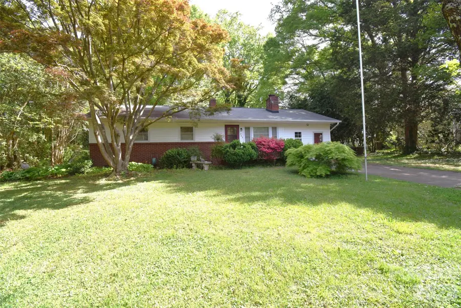 502 W Henry Street, Belmont, NC 28012 - #2