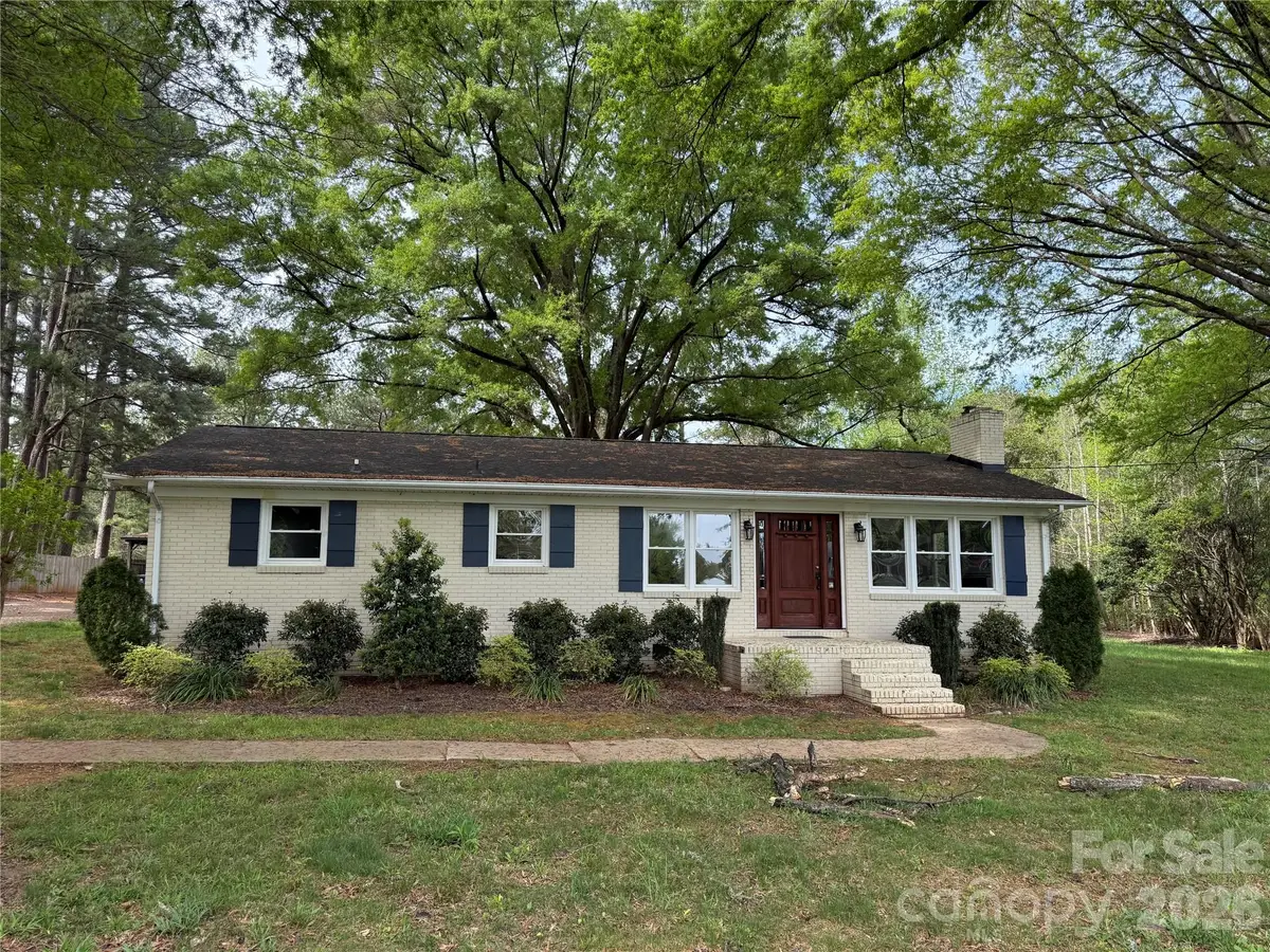 19041 Davidson Concord Road, Davidson, NC 28036 - #1