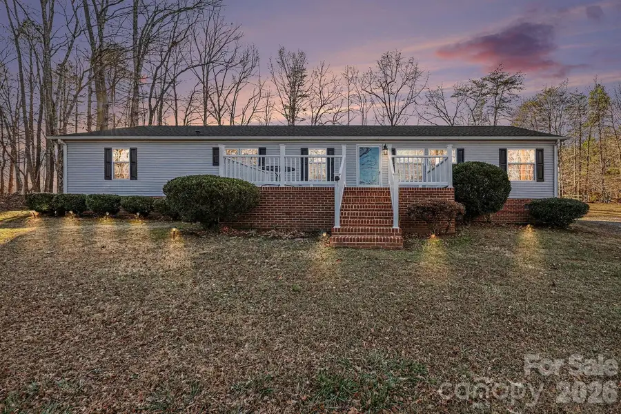 1115 Cross Creek Drive, Walnut Cove, NC 27052 - #2