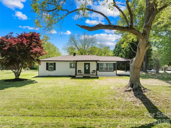 2243 Drive Inn Road, Lincolnton, NC 28092