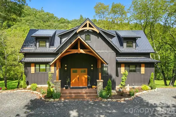 727 Riverwind Drive, Lansing, NC 28643