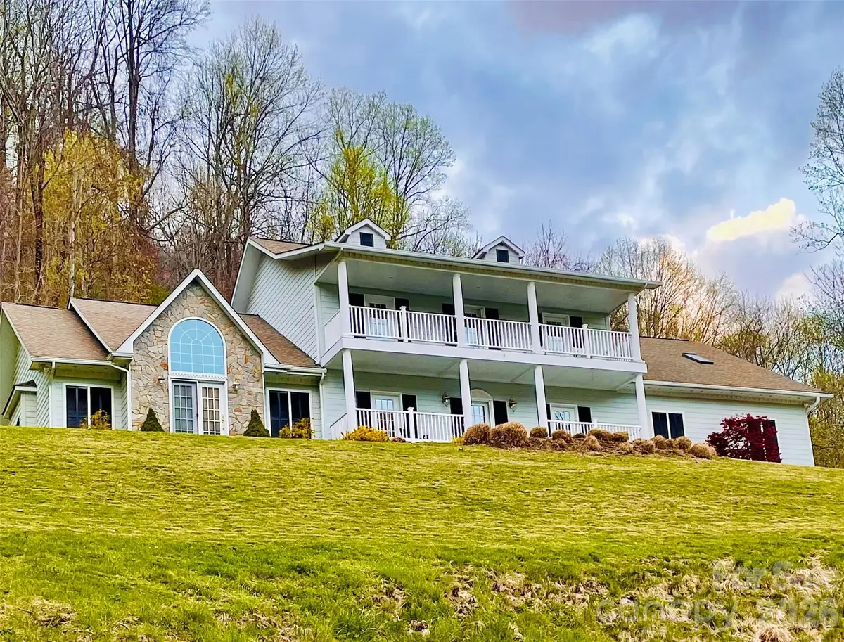 302 Davy Crockett Drive, Maggie Valley, NC 28751 - #1