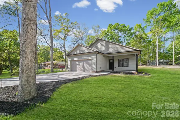 2119 Woodhurst Lane, Albemarle, NC 28001