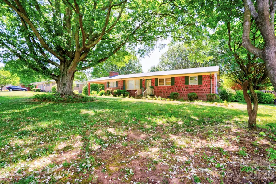 1202 Ridgemont Avenue, Shelby, NC 28150 - #2